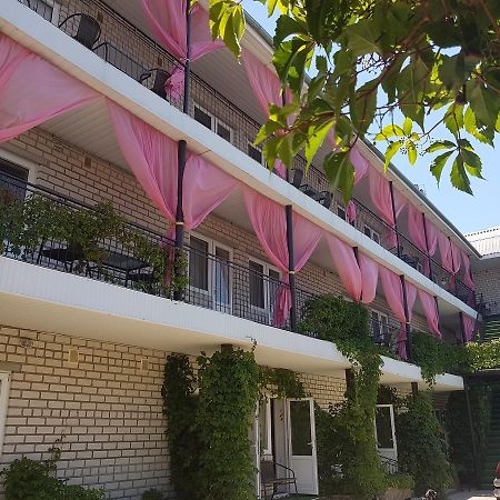 Hotel Flamingo Salisnyj Port Exterior foto