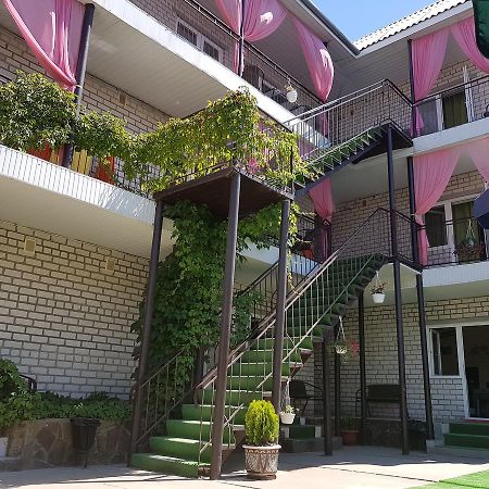 Hotel Flamingo Salisnyj Port Exterior foto
