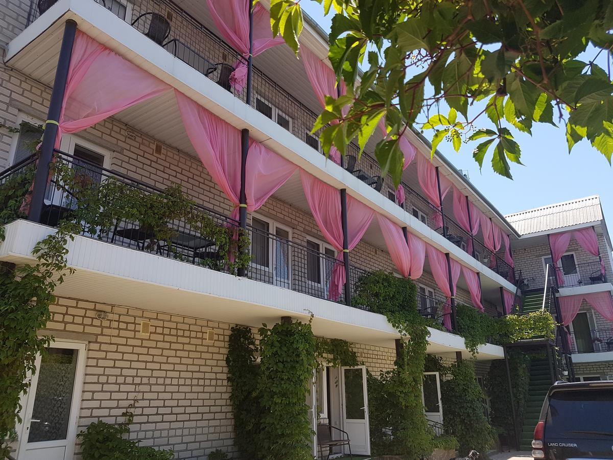 Hotel Flamingo Salisnyj Port Exterior foto